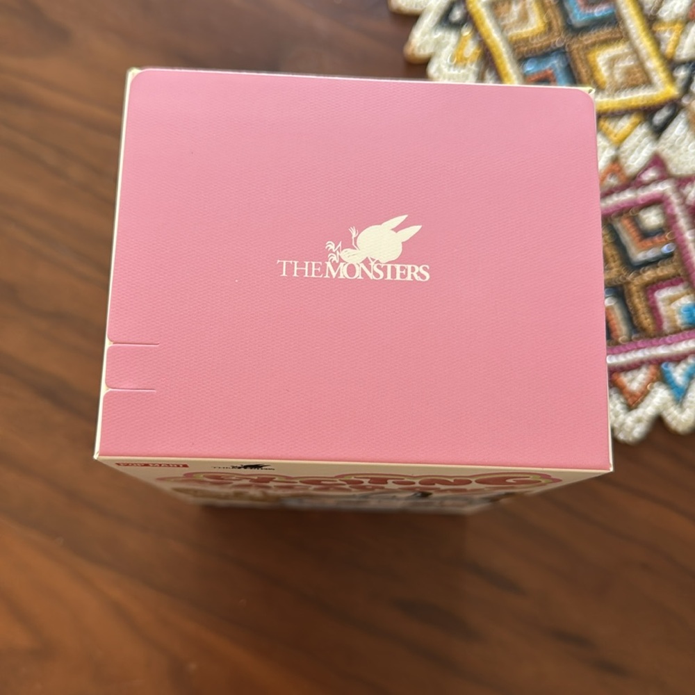 NIB | The Monsters Exciting Macaron - Sea Salt Coconut - Picture 5 of 6